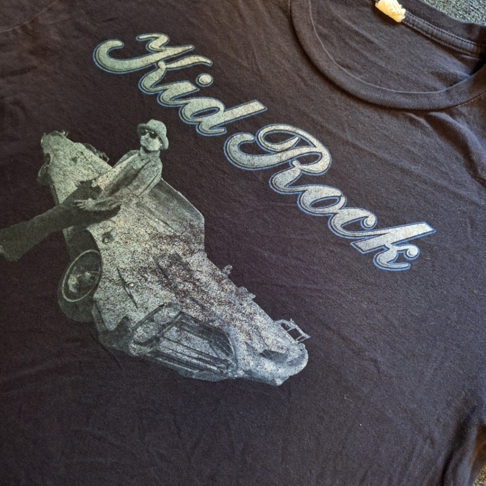 ☆[[CT]]☆ 2011 Kid Rock graphic print tee.